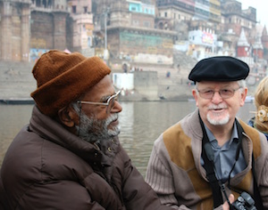 padre Matteo con don Felice a Varanasi